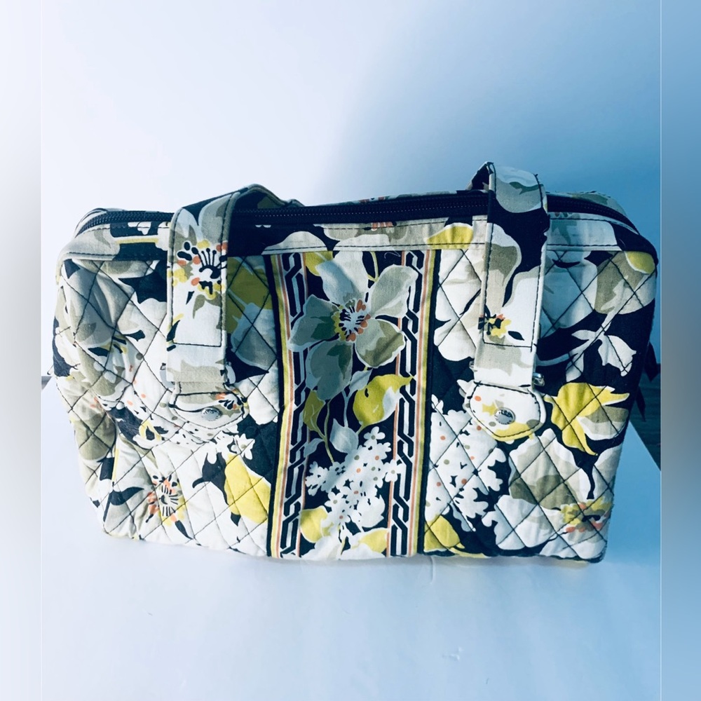 Vera Bradley Floral  Quilted Print Purse. Vintage 12 x 10